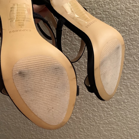 Express black 3 straps heels - size 6 - Picture 5 of 9